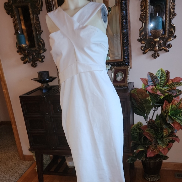 LAVISH ALICE White Halter Polyester Knee Length Dress Size 10 - Picture 6 of 9